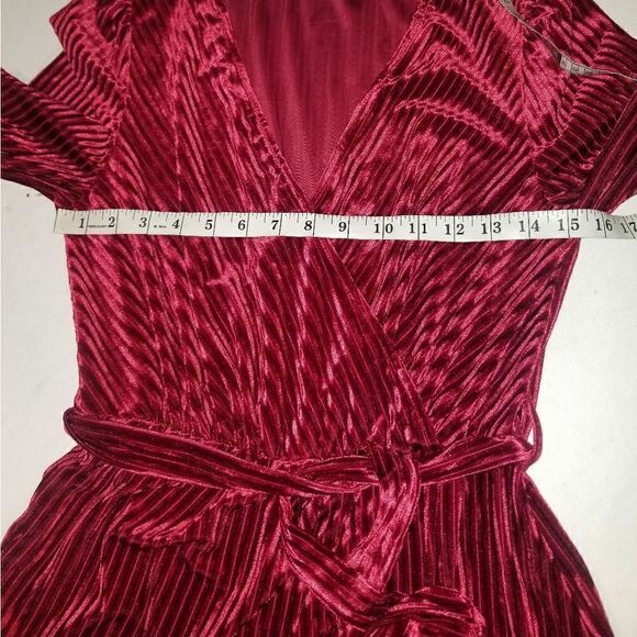 Solid Color V-neck Sweater Dress With Waist Belt small - Picture 6 of 10